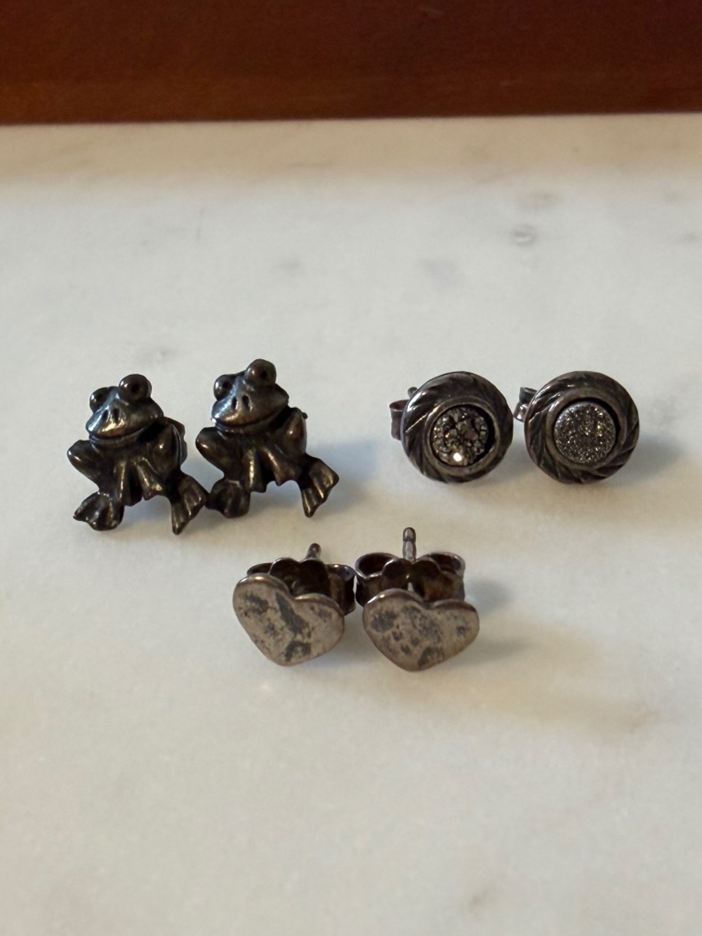 5 for $20: Dark silver stud earrings